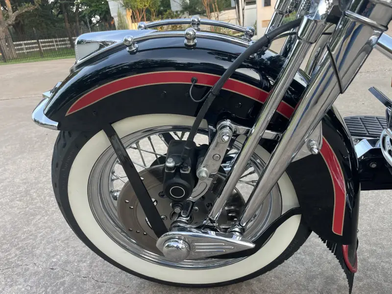 1998 Harley-Davidson Heritage Springer Softail photo 29