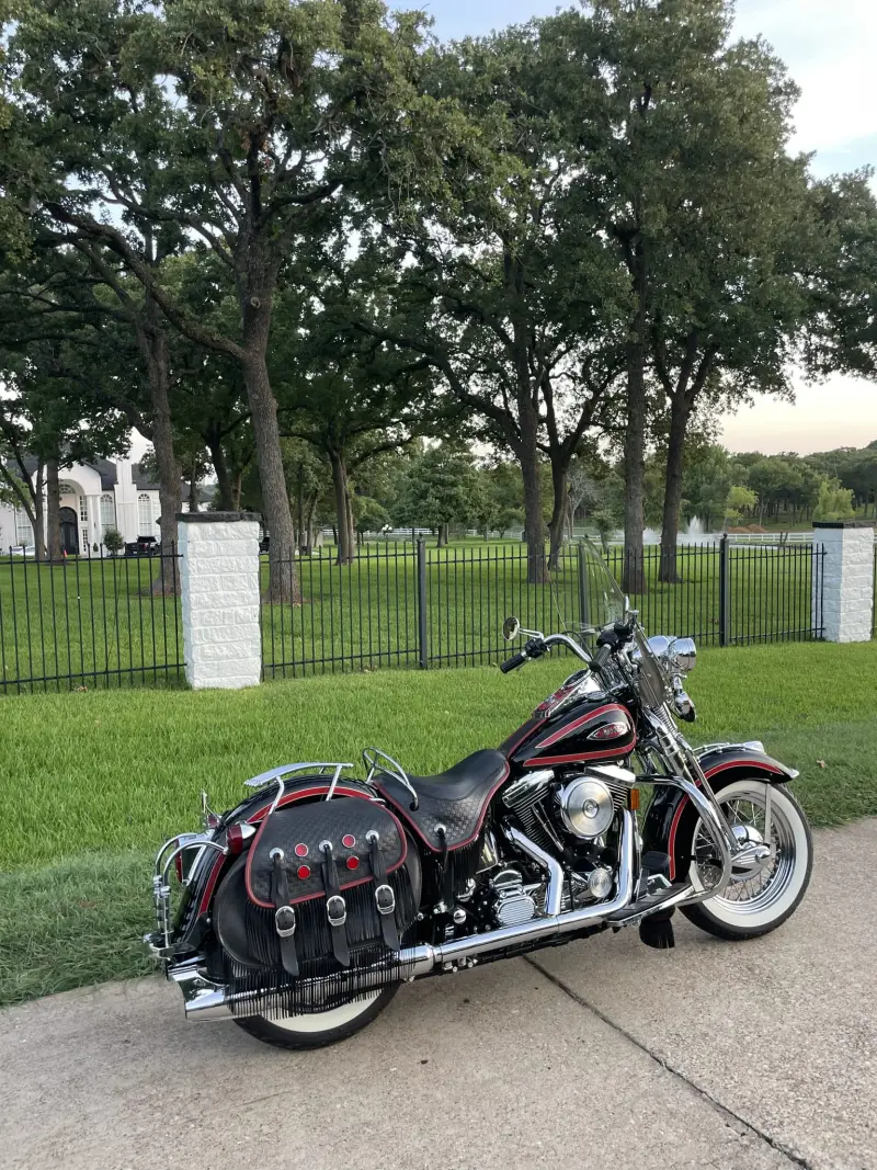 1998 Harley-Davidson Heritage Springer Softail photo 20