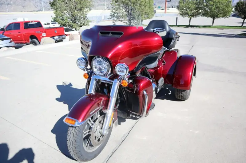 2015 Harley-Davidson Tri Glide Ultra photo 5